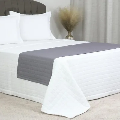 O detalhe que dá acabamento pra cama toda ✦

A Peseira Matelada é aquele item que parece pequeno, mas muda o resultado final da cama: acrescenta textura, cor e um acabamento de quarto decorado sem precisar trocar tudo.

✦ Micropercal 300 fios, toque macio e ótimo caimento
✦ Acabamento matelado, textura sofisticada e estruturada
✦ Peça única, disponível em Queen e King
✦ Tamanho Queen atende perfeitamente cama Casal padrão
✦ Cores: Azul, Cáqui, Branco e Cinza

Use como proteção ou só como detalhe decorativo — funciona dos dois jeitos.

Garanta a sua no link da bio 👉 casadajess.com.br

#casadajess #peseira #camadecasal #camaqueen #decoracaodequarto #quartodecorado #enxovaldecama #textilparacasa #decorhome