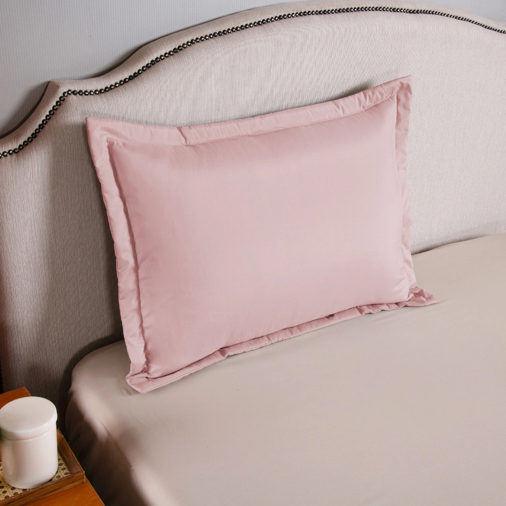 Porta Travesseiro Versatile com Aba Americana 300 Fios — Rosa