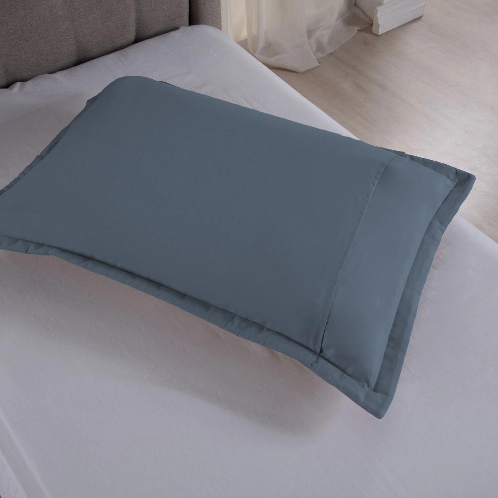 Porta Travesseiro Matelado com Aba Americana 300 Fios — Azul